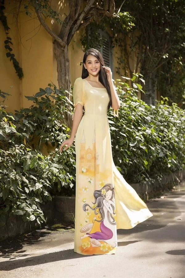 mau-ao-dai-co-vuong-tay-phong-5