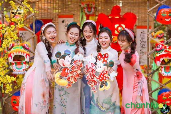 chup-hinh-tet-voi-ao-dai-61